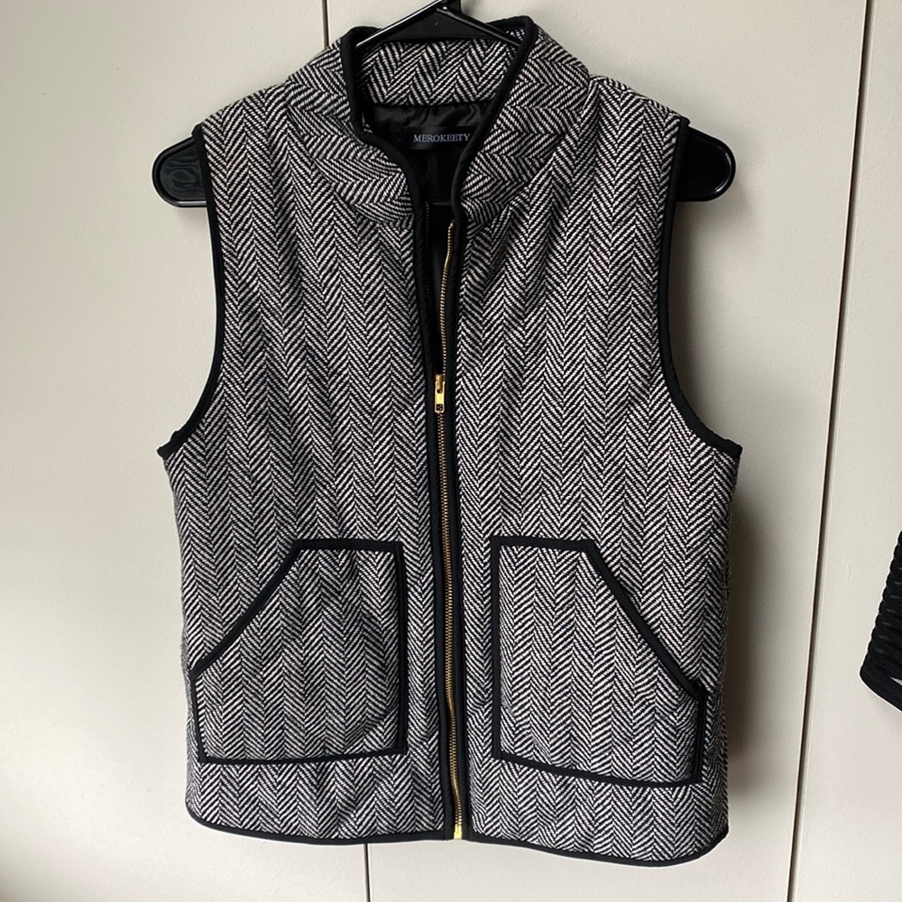 Small Women’s Herringbone Vest